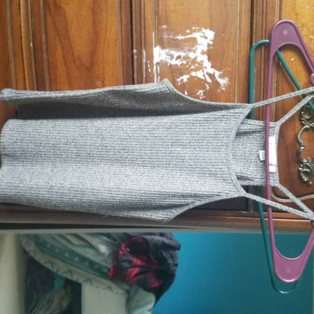 Grey tight tank